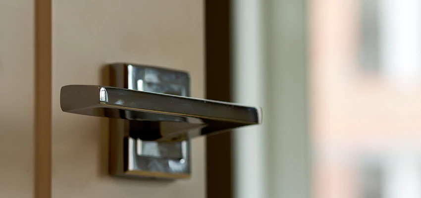 Door Lever Knob Repair in Fowler, California