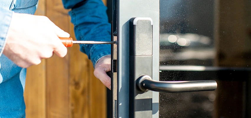 Aluminium Door Lock Replacement in Fowler, California